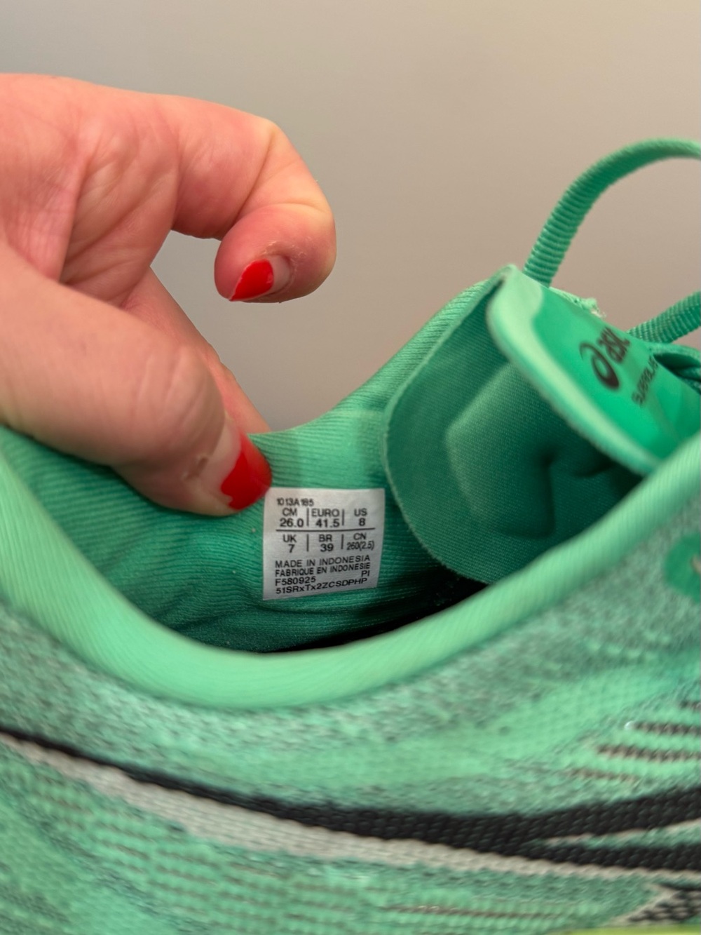 ASICS Women's Green Athletic Running Shoes - Picture 5 of 5